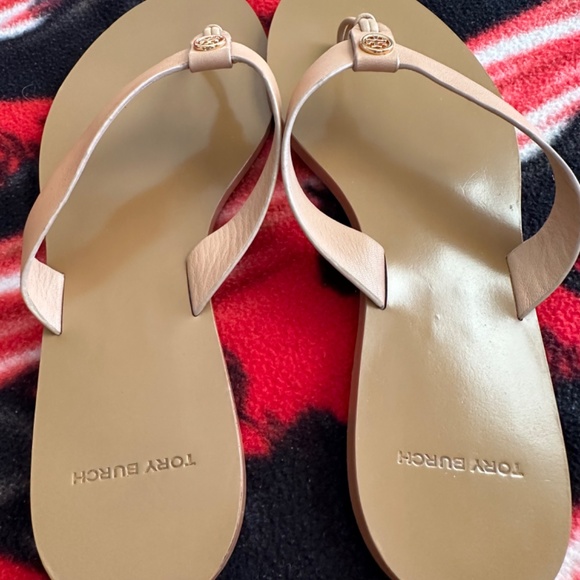 Tory Burch AUTHENTIC Tan Calf-Leather Thong Sandals 8 - Picture 3 of 10